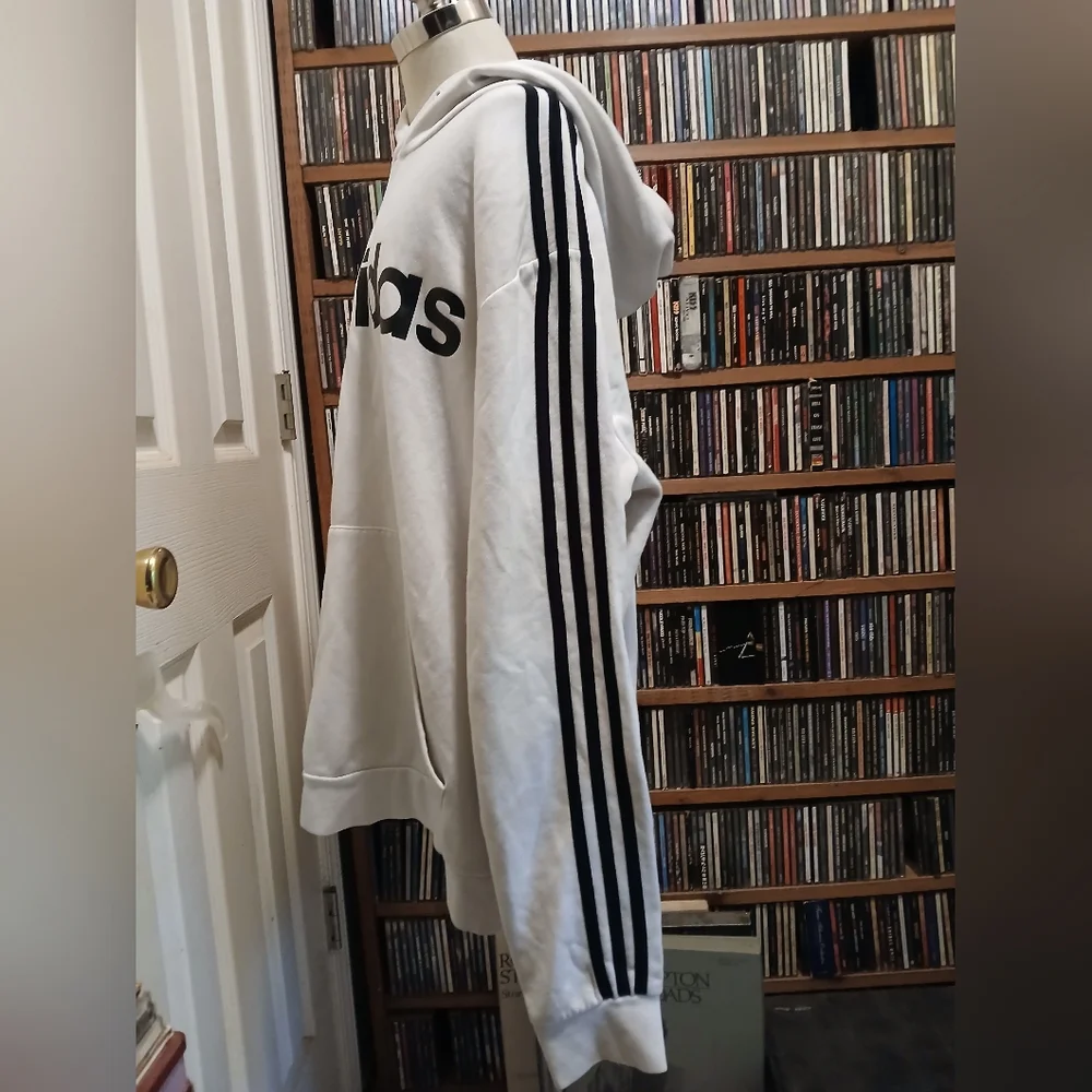 Adidas White and Black Sweatshirt‎ with Iconic 3-Stripes.mens Sz.L W Pouch